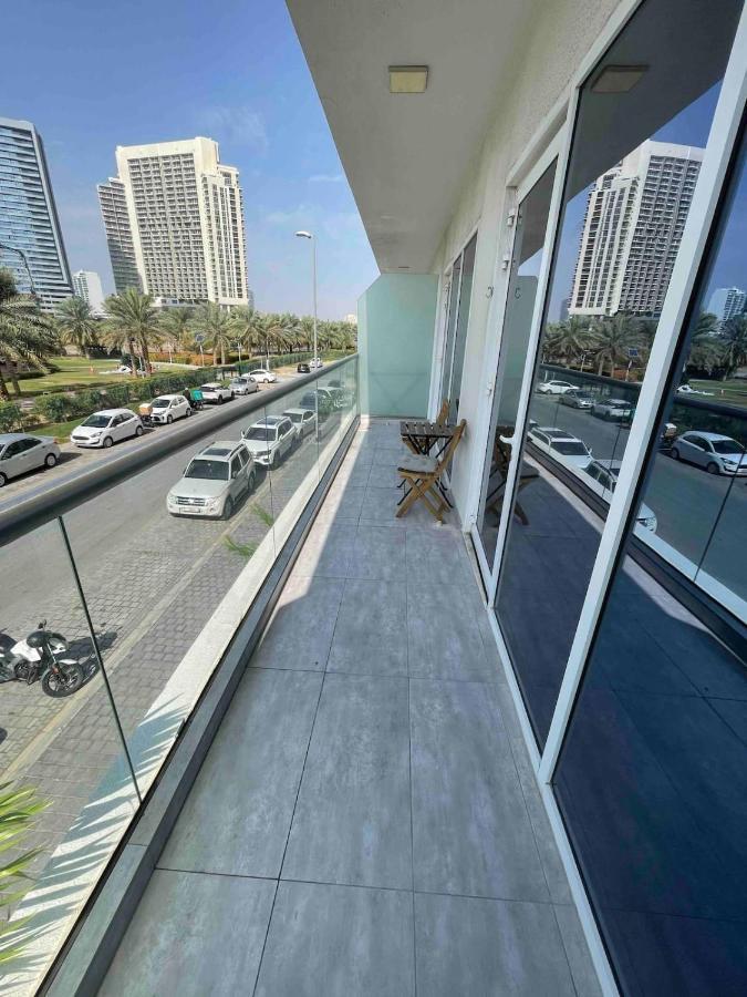 Amazing Park View! Jvc /New 1Br Apartment ดูไบ ภายนอก รูปภาพ