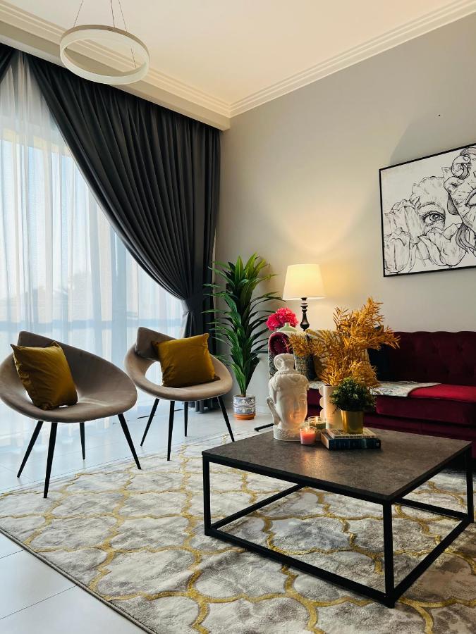 Amazing Park View! Jvc /New 1Br Apartment ดูไบ ภายนอก รูปภาพ